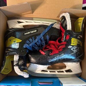 Bauer Supreme 35 hockey skates
